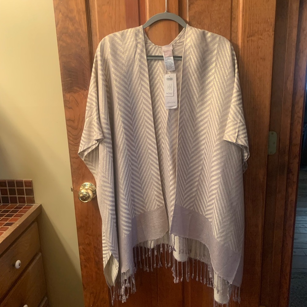 Chico NEW WITH TAGS Ruana, Chevron Jacquard GOLD. Taupe with Gold metallic.
